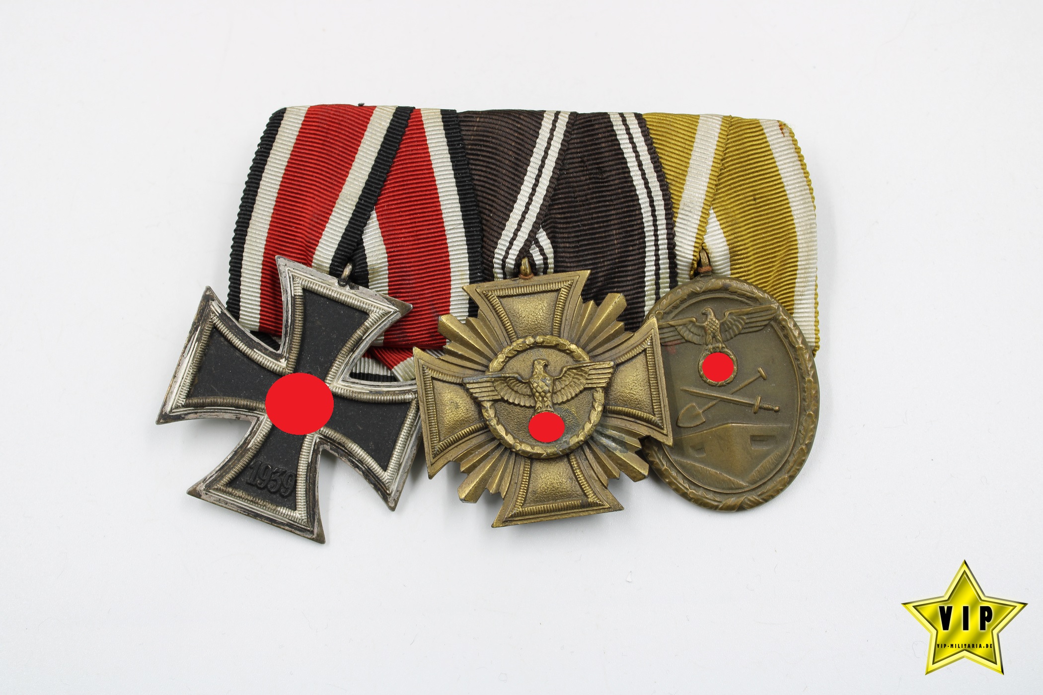 Eisernes Kreuz 2. Klasse 1939 Dienstauszeichnung NSDAP Feldspange