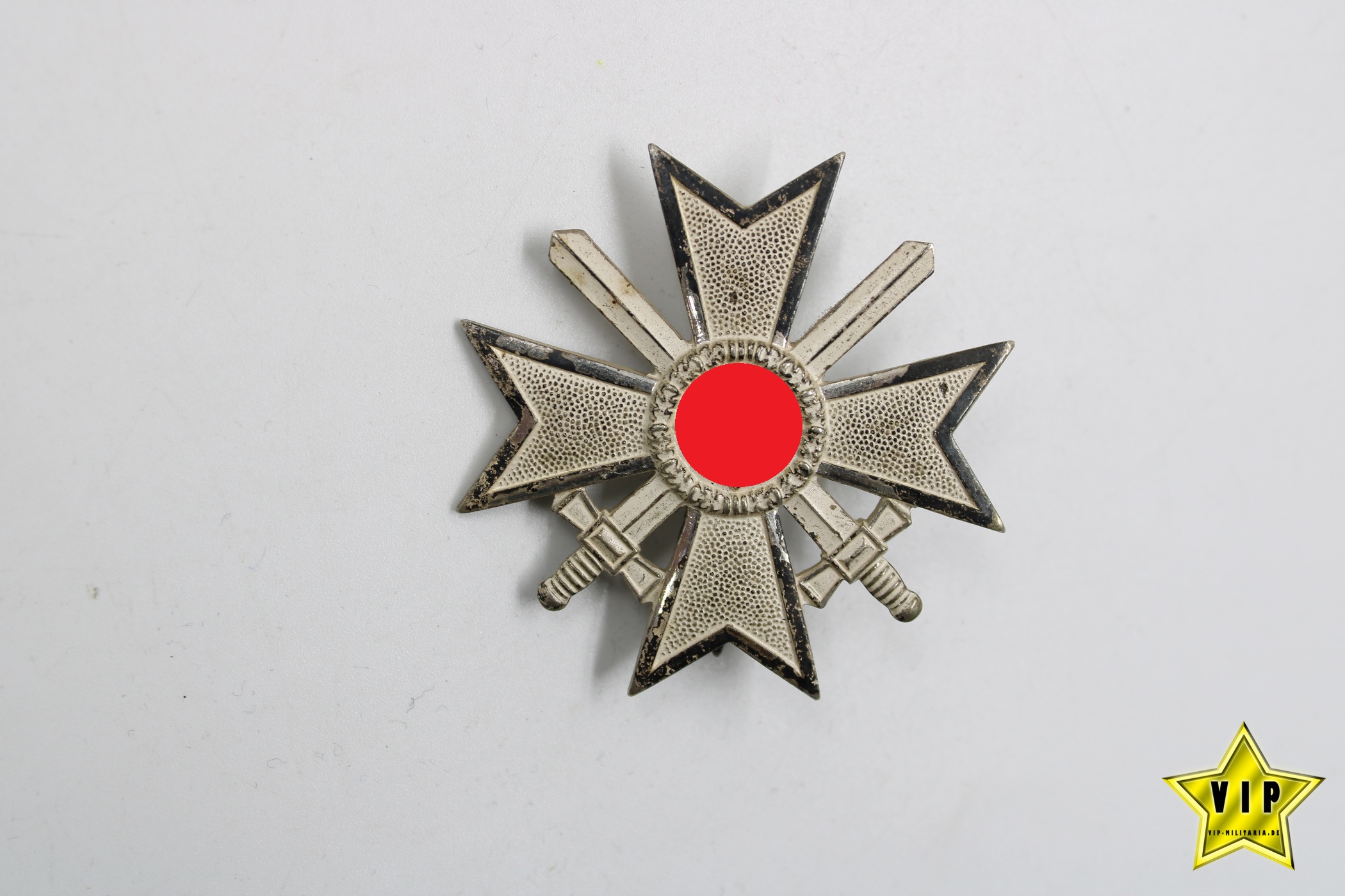 KRIEGSVERDIENSTKREUZ 1. KLASSE 1939 MIT SCHWERTERN IM ETUI Hersteller 62 