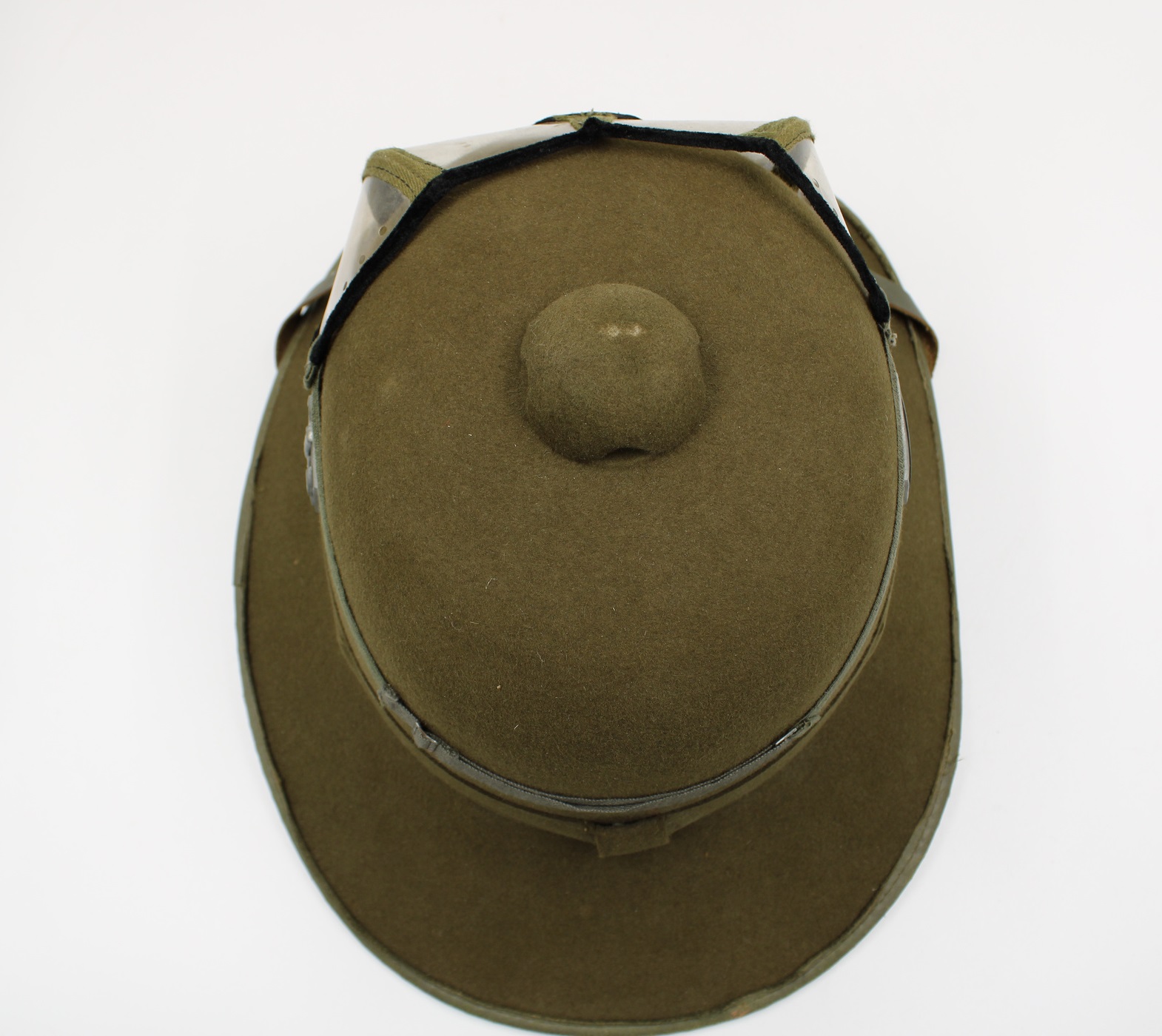 Wehrmacht Tropenhelm mit Schutzbrille